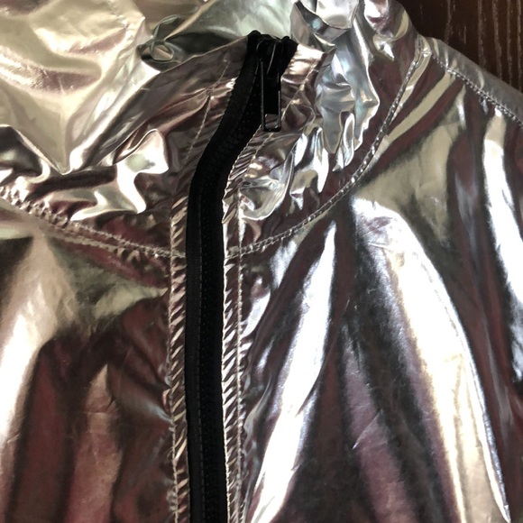 Metallic Silver Pullover - Picture 2 of 3